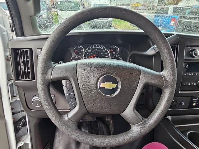 Chevrolet Express Cargo Van RWD 2500 135" 2017