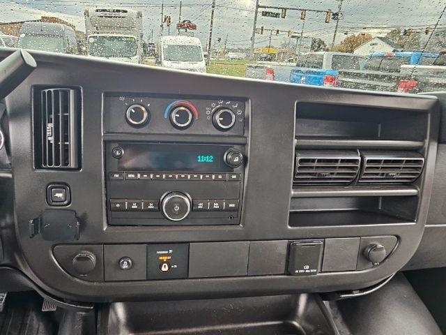 Chevrolet Express Cargo Van RWD 2500 135" 2017