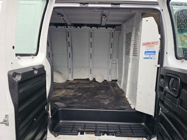 Chevrolet Express Cargo Van RWD 2500 135" 2017