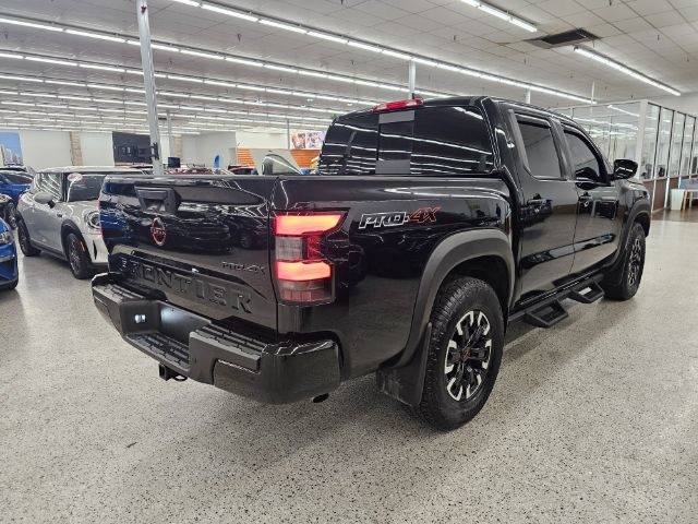 Nissan Frontier Crew Cab 4x4 PRO-4X 2024