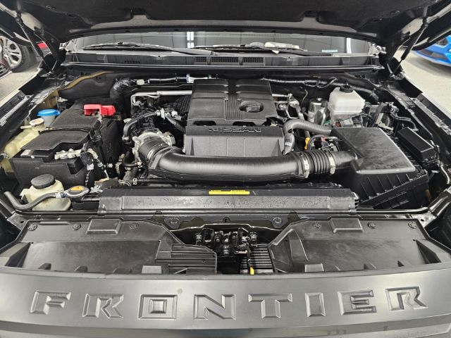 Nissan Frontier Crew Cab 4x4 PRO-4X 2024