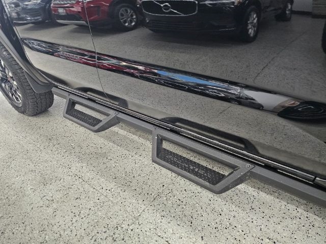 Nissan Frontier Crew Cab 4x4 PRO-4X 2024