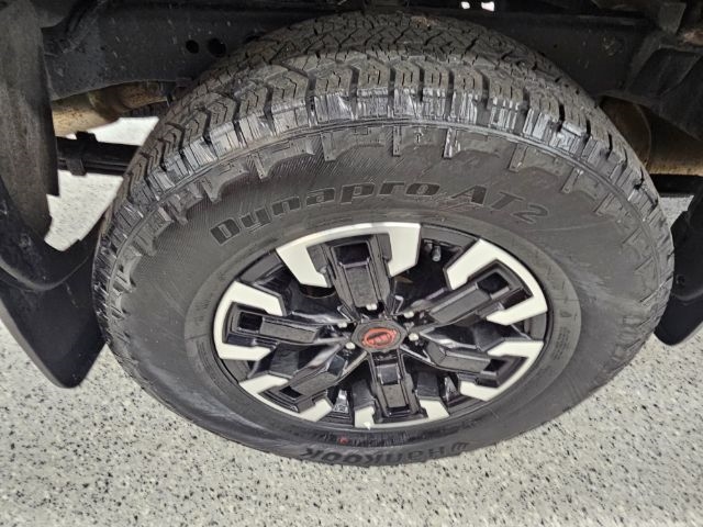 Nissan Frontier Crew Cab 4x4 PRO-4X 2024