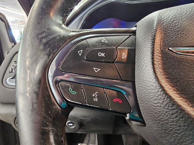 Chrysler 200 4dr Sdn S FWD 2015