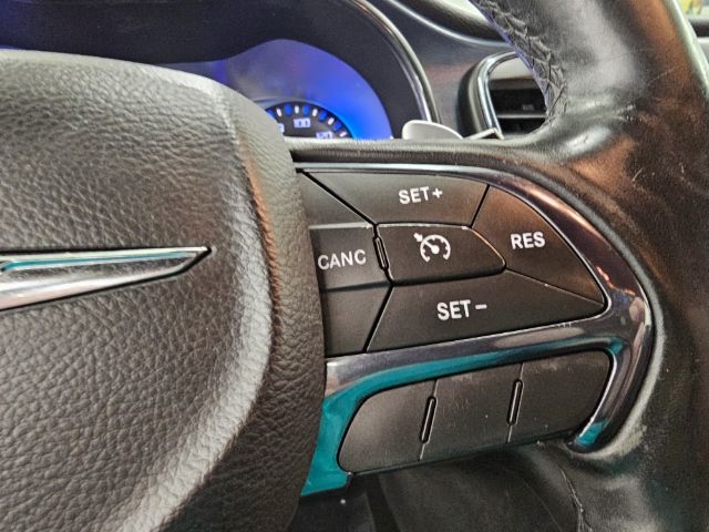 Chrysler 200 4dr Sdn S FWD 2015