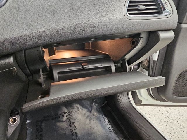 Chrysler 200 4dr Sdn S FWD 2015