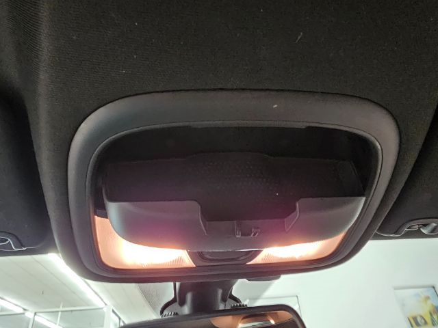 Chrysler 200 4dr Sdn S FWD 2015