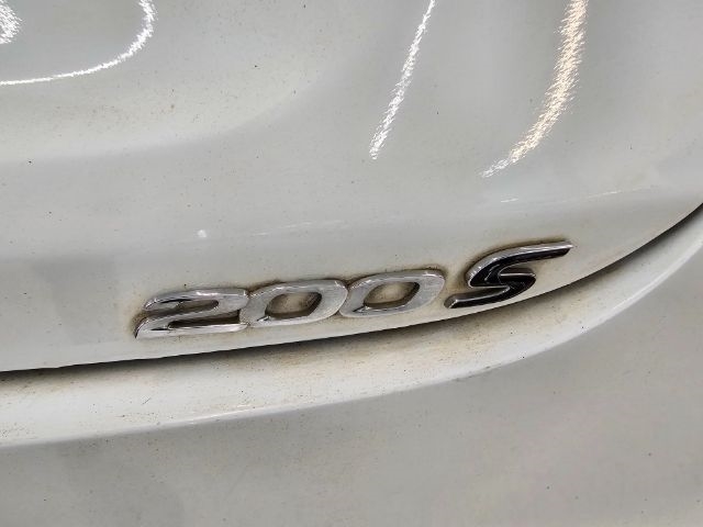 Chrysler 200 4dr Sdn S FWD 2015