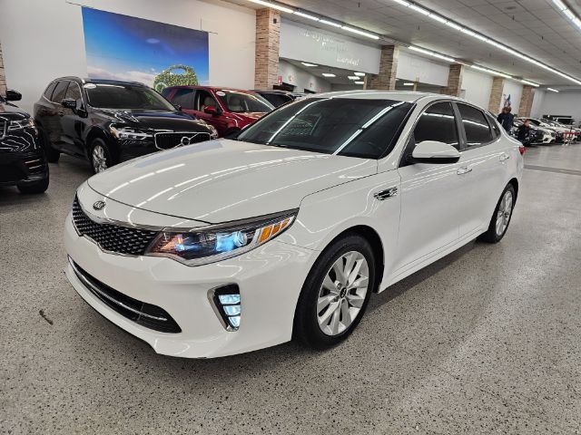 2018 Kia Optima S Auto