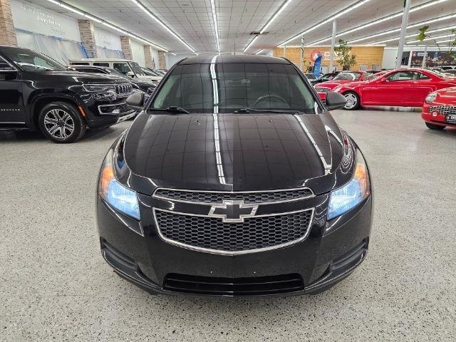 Chevrolet Cruze 4dr Sdn LS 2012