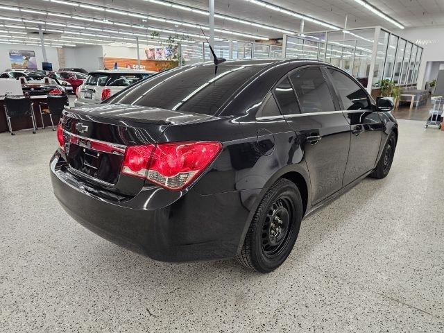 Chevrolet Cruze 4dr Sdn LS 2012