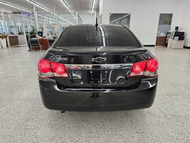 Chevrolet Cruze 4dr Sdn LS 2012