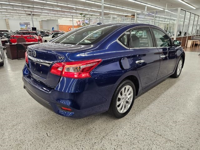 2019 Nissan Sentra SV photo 4