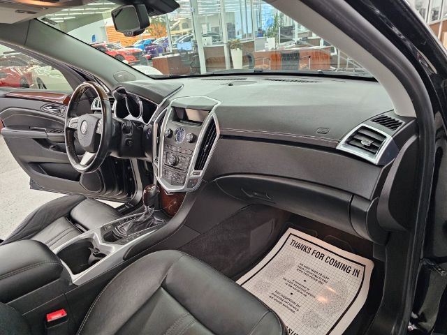 2012 Cadillac SRX Luxury photo 2