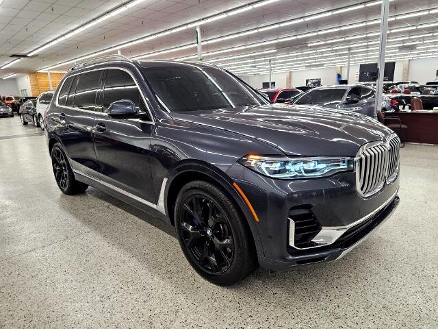 BMW X7 xDrive50i Sports Activity Vehicle 2019