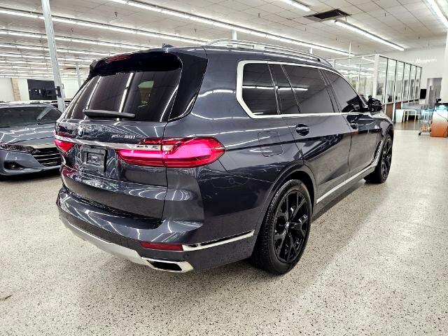 BMW X7 xDrive50i Sports Activity Vehicle 2019