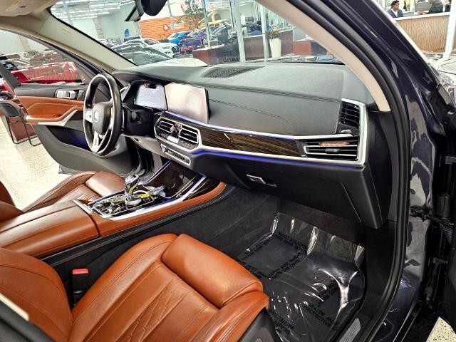 BMW X7 xDrive50i Sports Activity Vehicle 2019