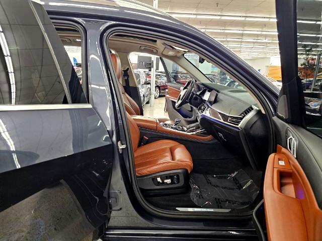 BMW X7 xDrive50i Sports Activity Vehicle 2019