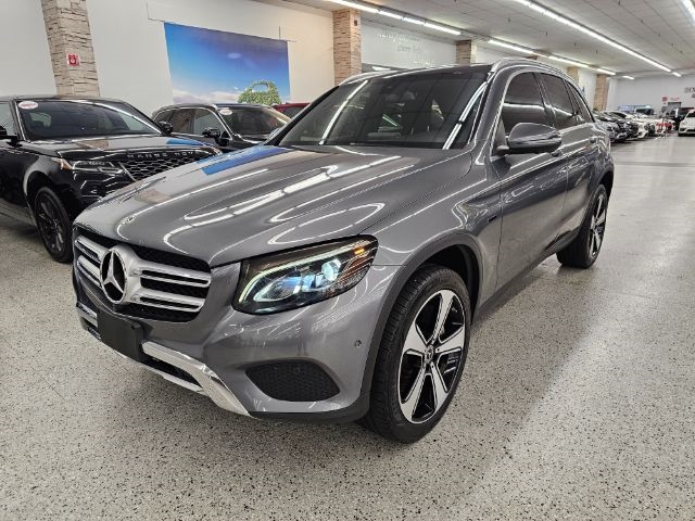 2019 Mercedes-Benz GLC GLC350e's photo