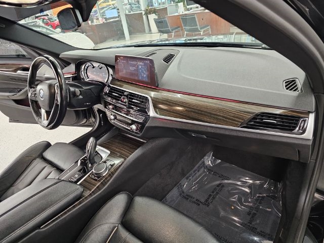 BMW 5 Series 530i xDrive Sedan 2019