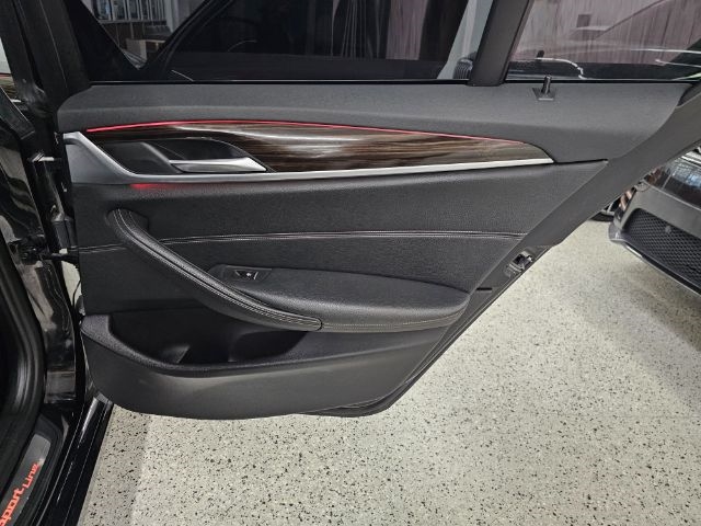 BMW 5 Series 530i xDrive Sedan 2019