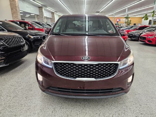 2015 Kia Sedona EX photo 2