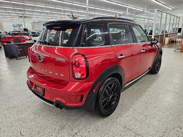 2016 Mini Countryman S ALL4 photo 4