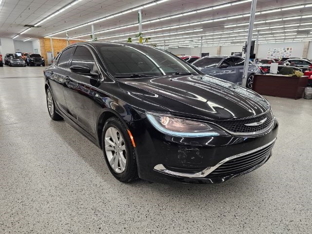 Chrysler 200 4dr Sdn Limited FWD 2015