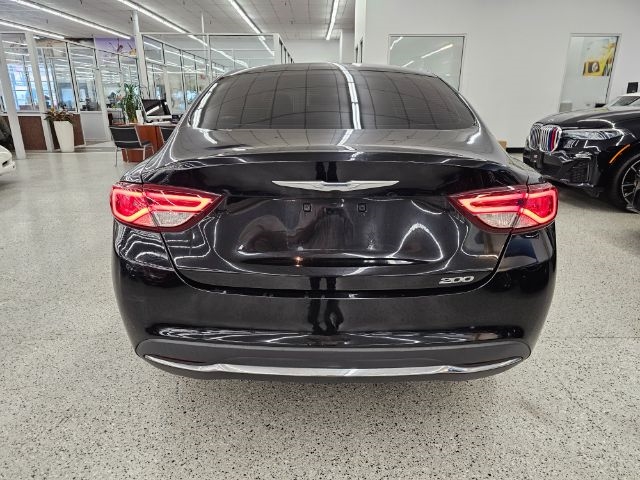 Chrysler 200 4dr Sdn Limited FWD 2015