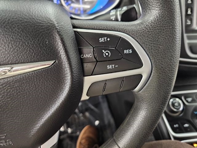 Chrysler 200 4dr Sdn Limited FWD 2015