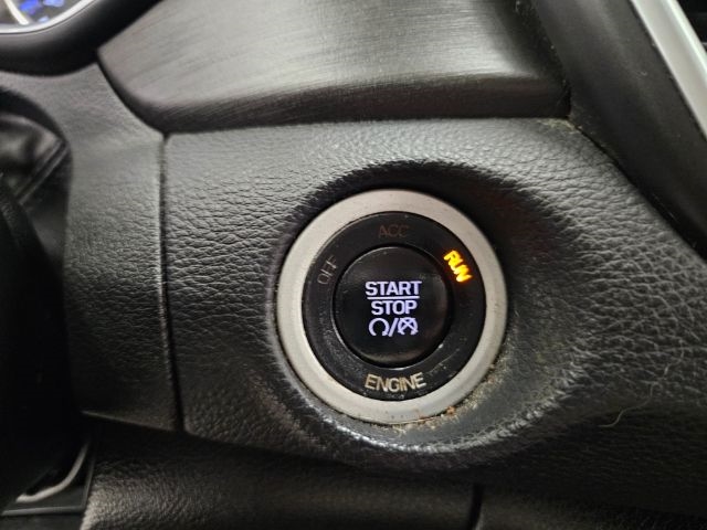 Chrysler 200 4dr Sdn Limited FWD 2015