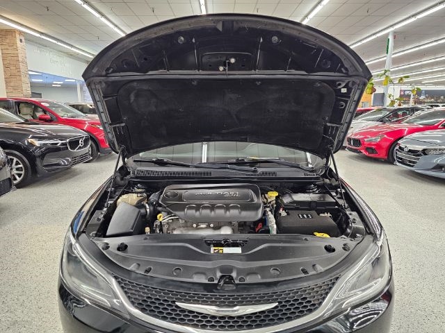 Chrysler 200 4dr Sdn Limited FWD 2015