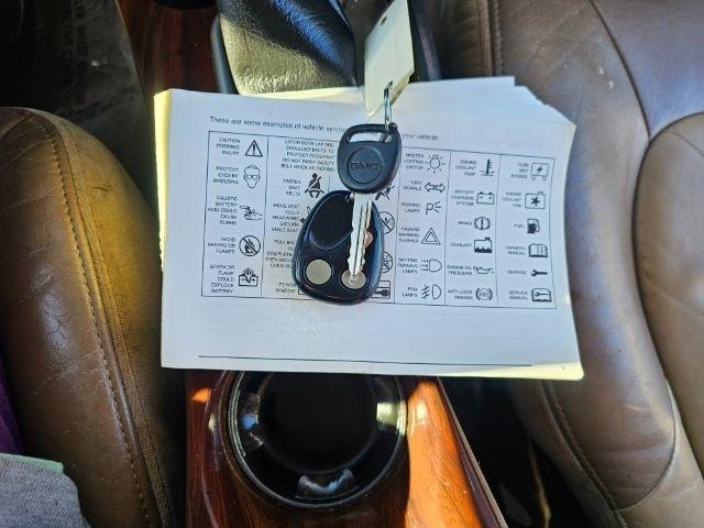 GMC Envoy 4dr 4WD SLT 2002