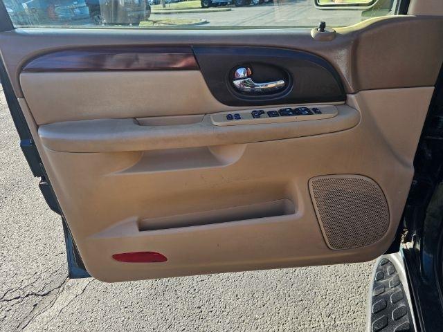 GMC Envoy 4dr 4WD SLT 2002