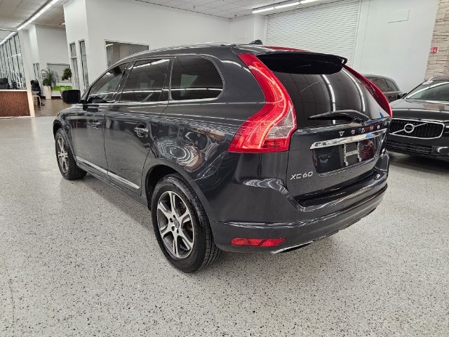Volvo XC60 2015.5 AWD 4dr T6 2015