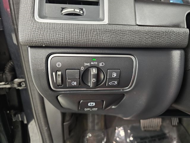 Volvo XC60 2015.5 AWD 4dr T6 2015