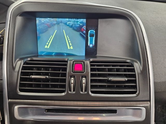 Volvo XC60 2015.5 AWD 4dr T6 2015