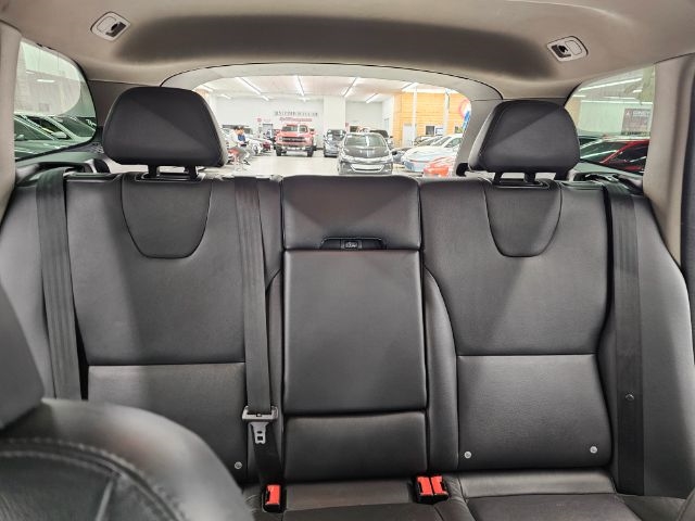 Volvo XC60 2015.5 AWD 4dr T6 2015