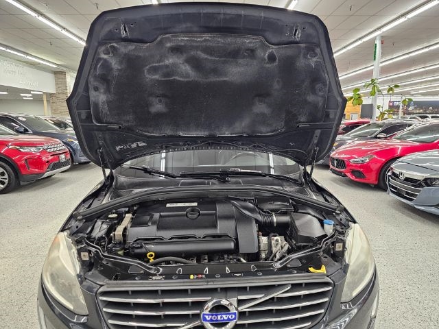 Volvo XC60 2015.5 AWD 4dr T6 2015