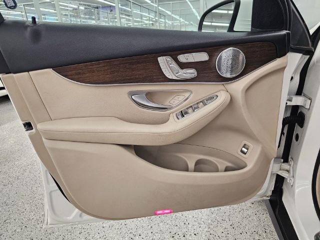 Mercedes-Benz GLC GLC 300 4MATIC SUV 2020