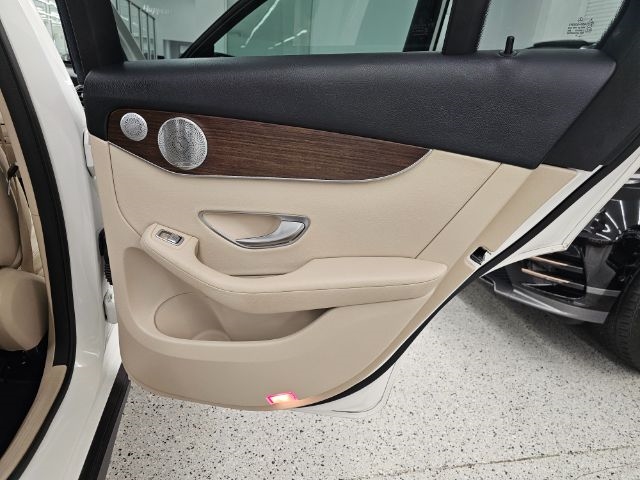 Mercedes-Benz GLC GLC 300 4MATIC SUV 2020