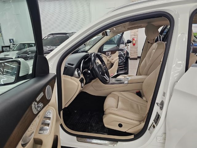 Mercedes-Benz GLC GLC 300 4MATIC SUV 2020