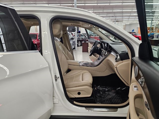 Mercedes-Benz GLC GLC 300 4MATIC SUV 2020