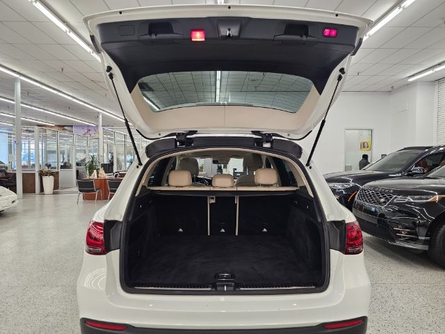 Mercedes-Benz GLC GLC 300 4MATIC SUV 2020