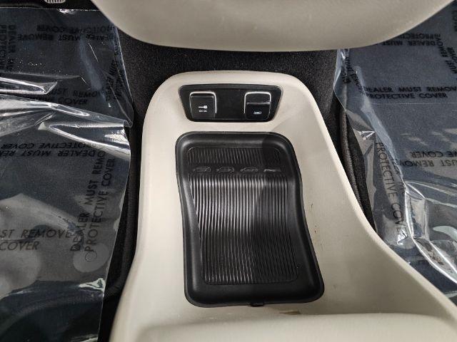 Chrysler Pacifica Touring FWD 2017