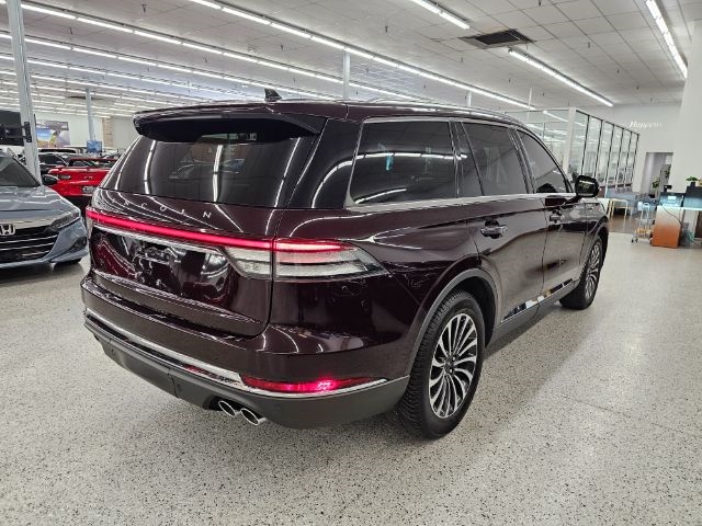 Lincoln Aviator Standard AWD 2023