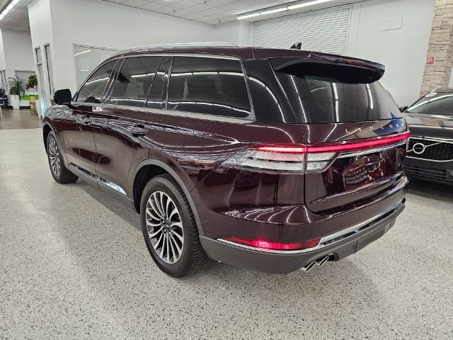 Lincoln Aviator Standard AWD 2023