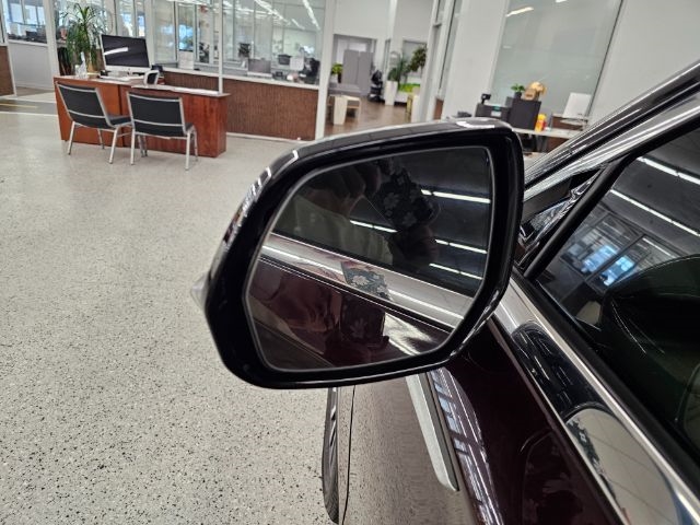 Lincoln Aviator Standard AWD 2023