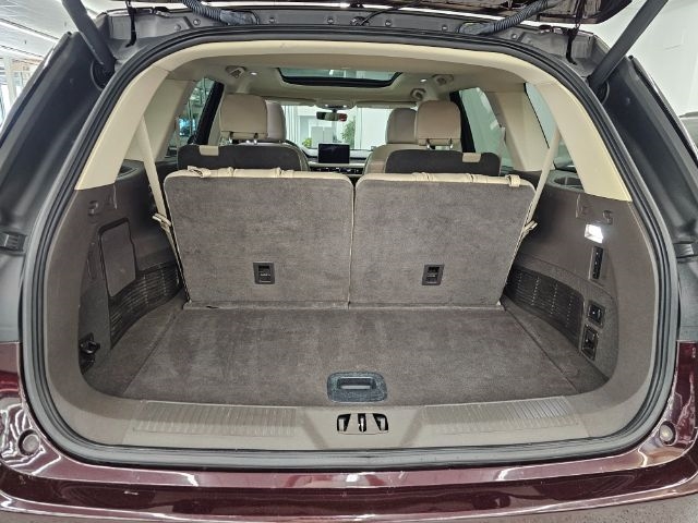 Lincoln Aviator Standard AWD 2023