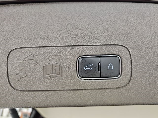 Lincoln Aviator Standard AWD 2023